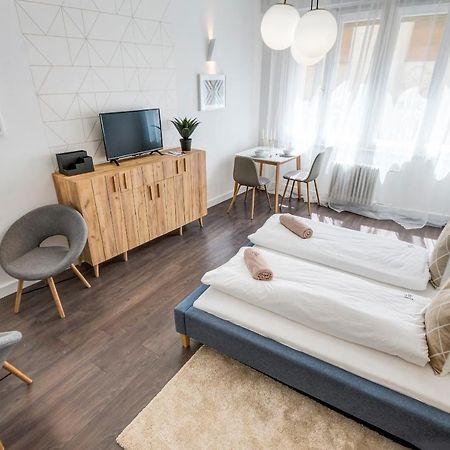 D.Five Harmony Studio At Vaci Street Apartment Будапеща Екстериор снимка