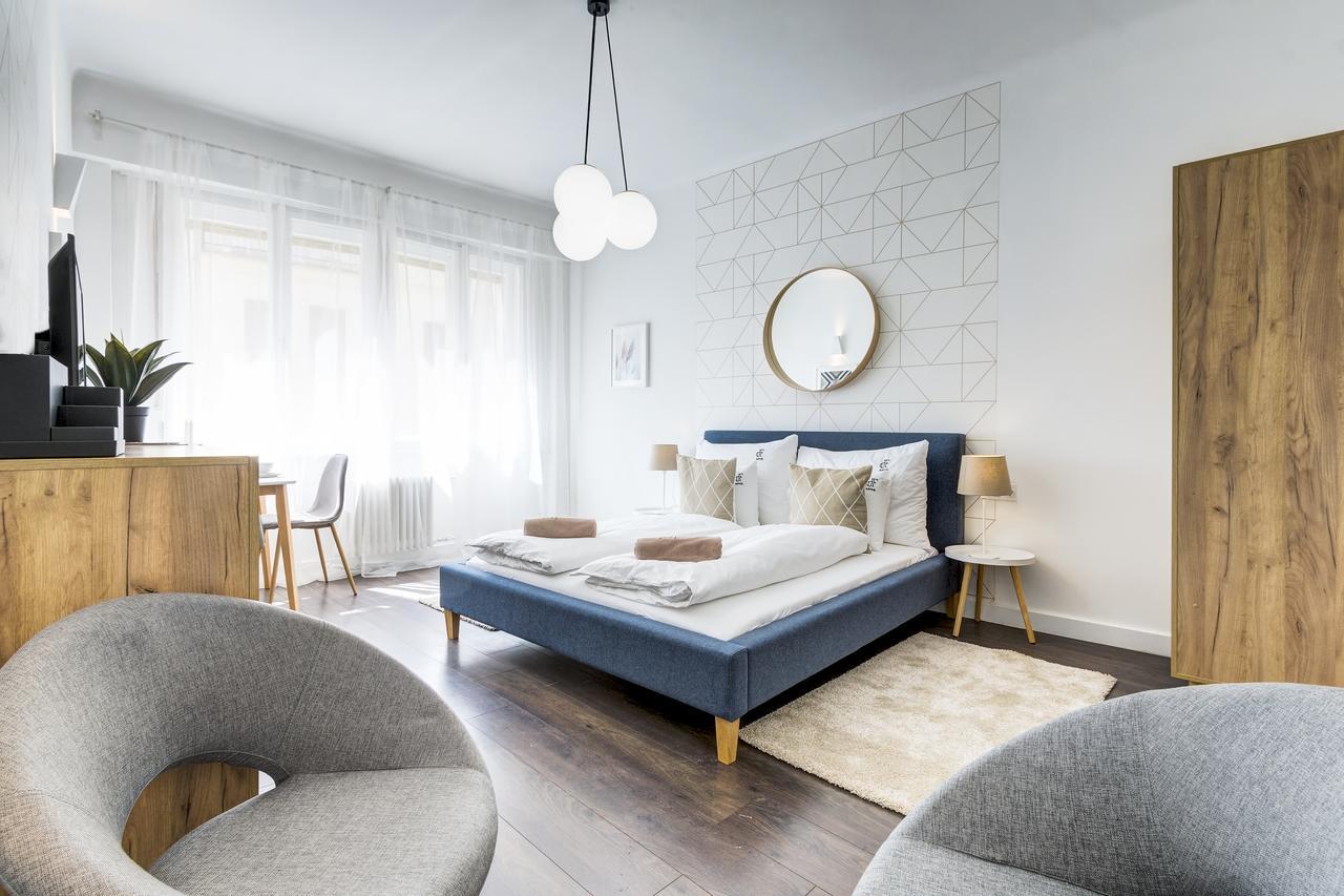 D.Five Harmony Studio At Vaci Street Apartment Будапеща Екстериор снимка