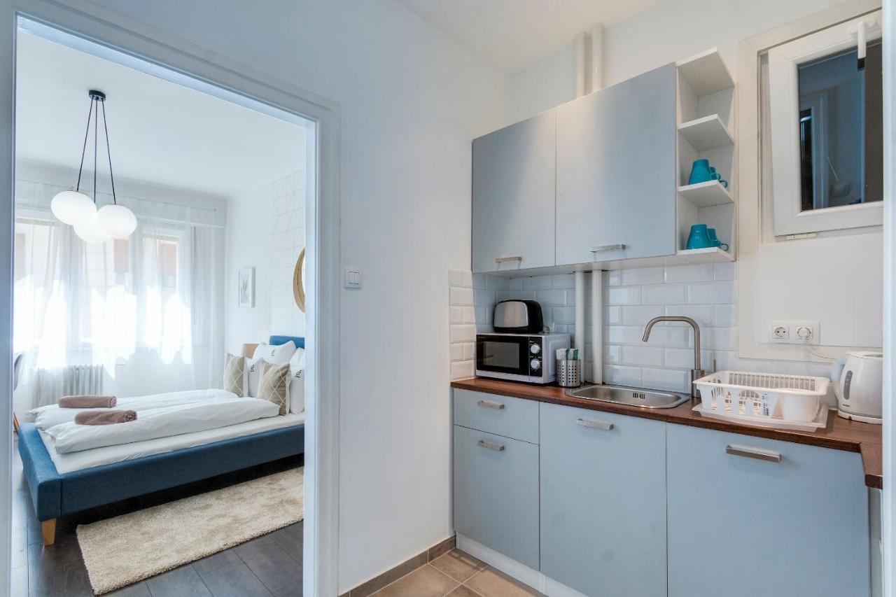 D.Five Harmony Studio At Vaci Street Apartment Будапеща Екстериор снимка