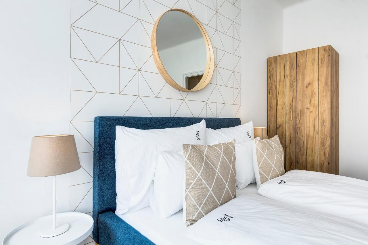 D.Five Harmony Studio At Vaci Street Apartment Будапеща Екстериор снимка